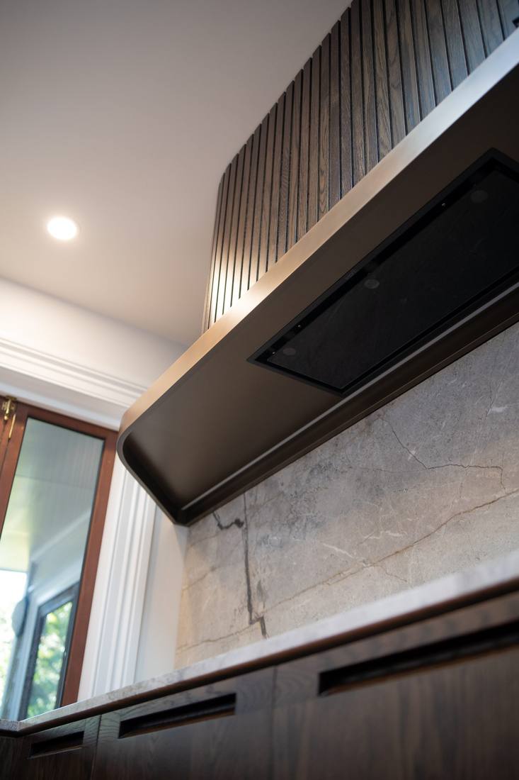 Rangehood detail with timber battens